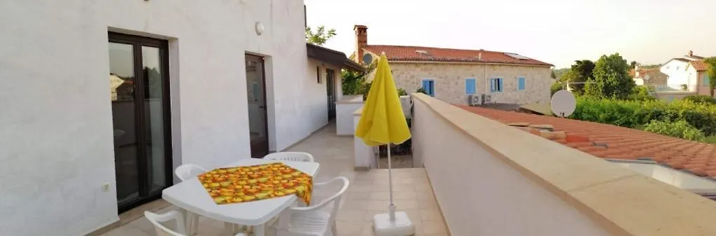 Studio Apartment In Funtana With Terrace, Air Conditioning, Wifi, Washing Machine 4982-5 0*,